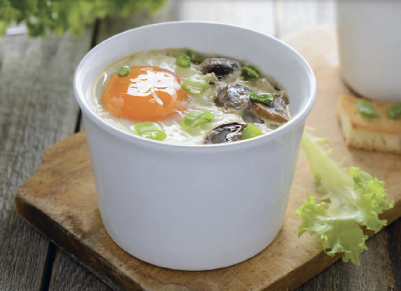 Cocotte eggs with sardines